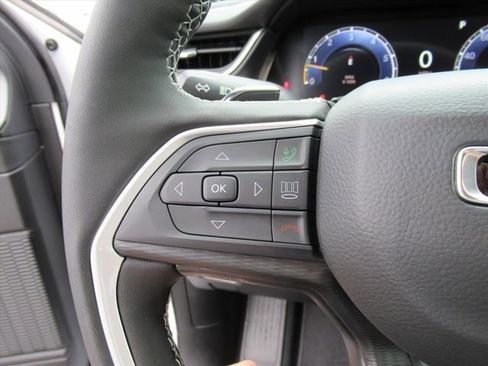 New 2025 Jeep Grand Cherokee L Laredo w/ Luxury Tech Group I image 17