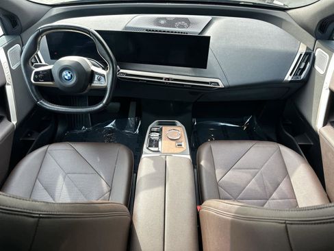 Used 2024 BMW iX M60 image 10