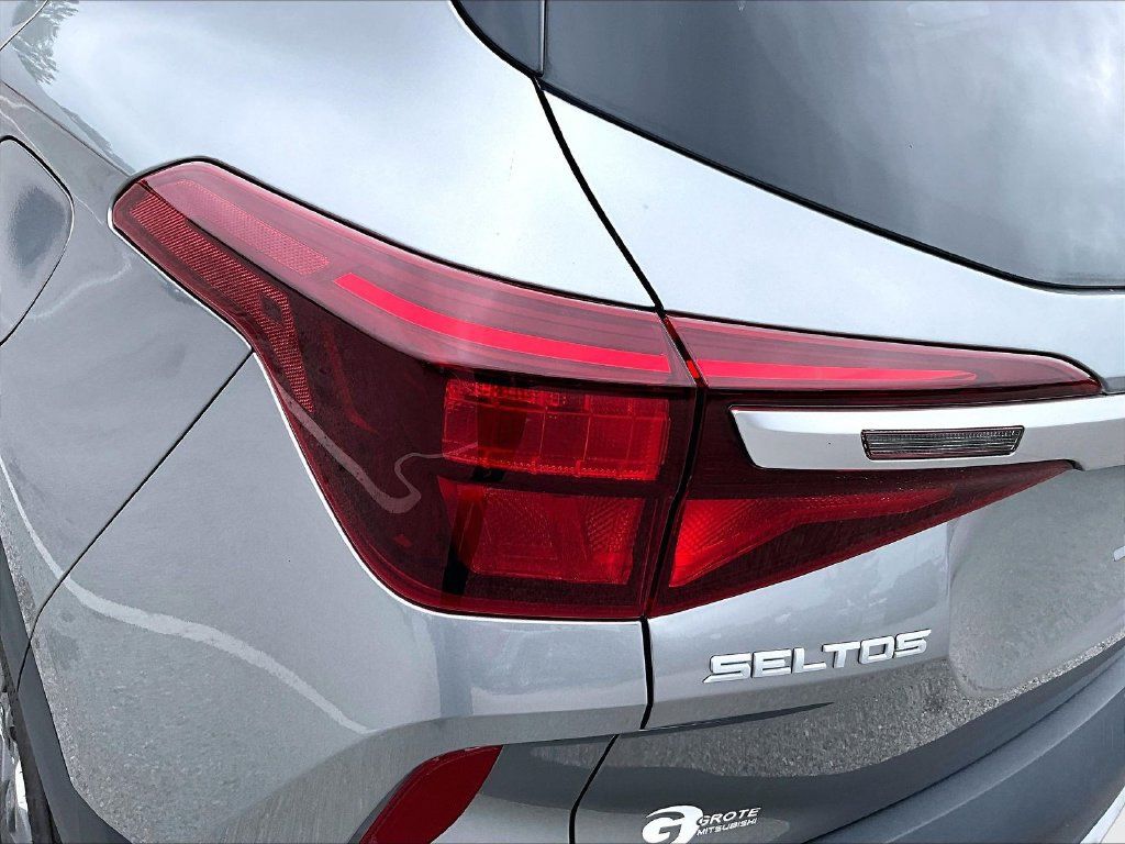 Used 2023 Kia Seltos LX AWD/4WD image 31