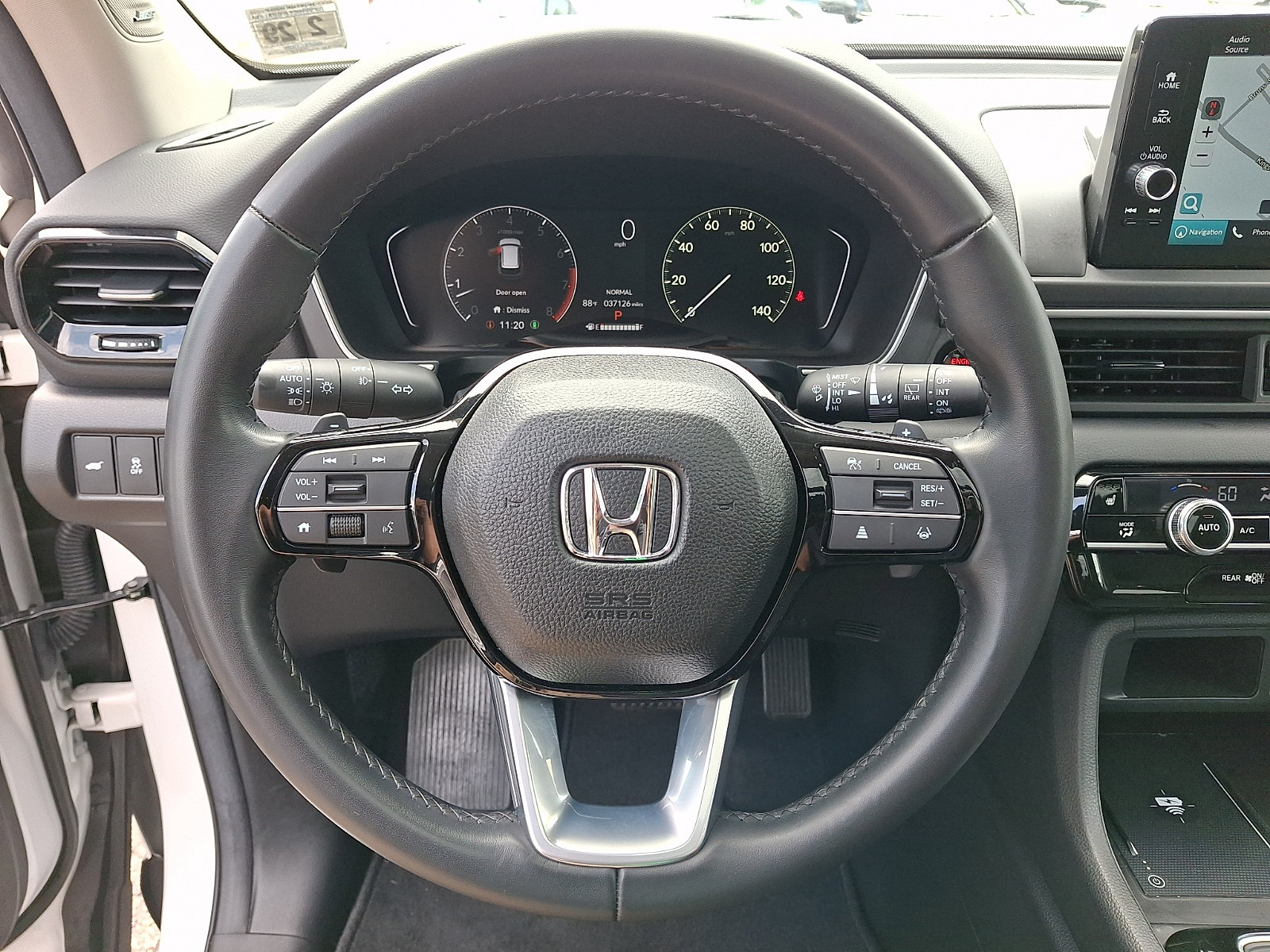 Used 2024 Honda Pilot Touring image 20