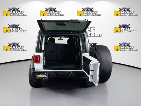 Used 2021 Jeep Wrangler Unlimited Rubicon w/ Uconnect 4C Nav & Sound Group image 26