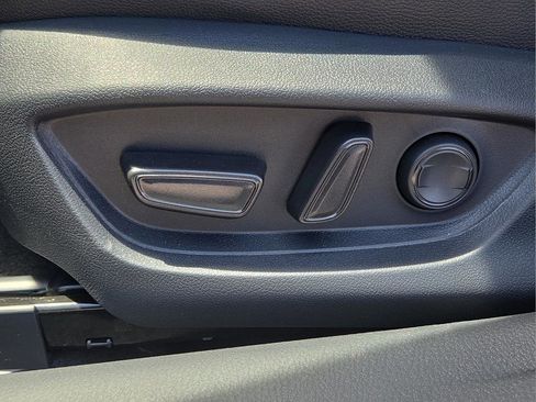 New 2026 Toyota Camry SE FWD image 19