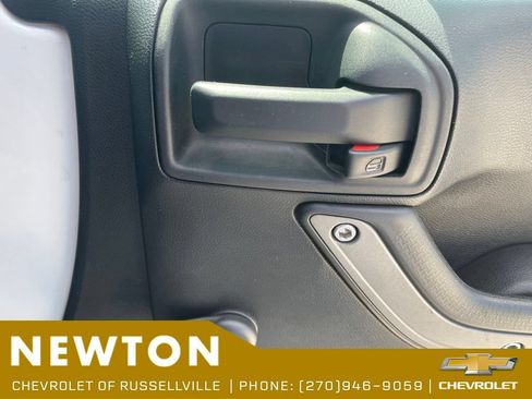 Used 2016 Jeep Wrangler Sport w/ Connectivity Group AWD/4WD image 24