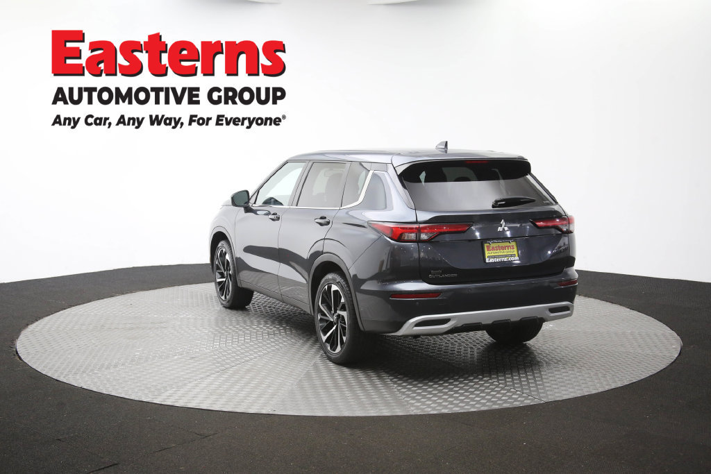 Used 2024 Mitsubishi Outlander SE AWD/4WD image 37