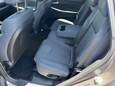 Used 2019 Hyundai Santa Fe SE FWD image 21