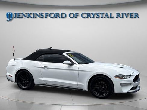Used 2021 Ford Mustang Premium RWD image 7