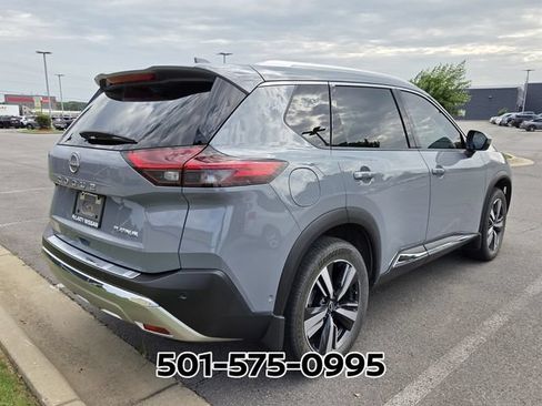 Used 2023 Nissan Rogue Platinum FWD image 5