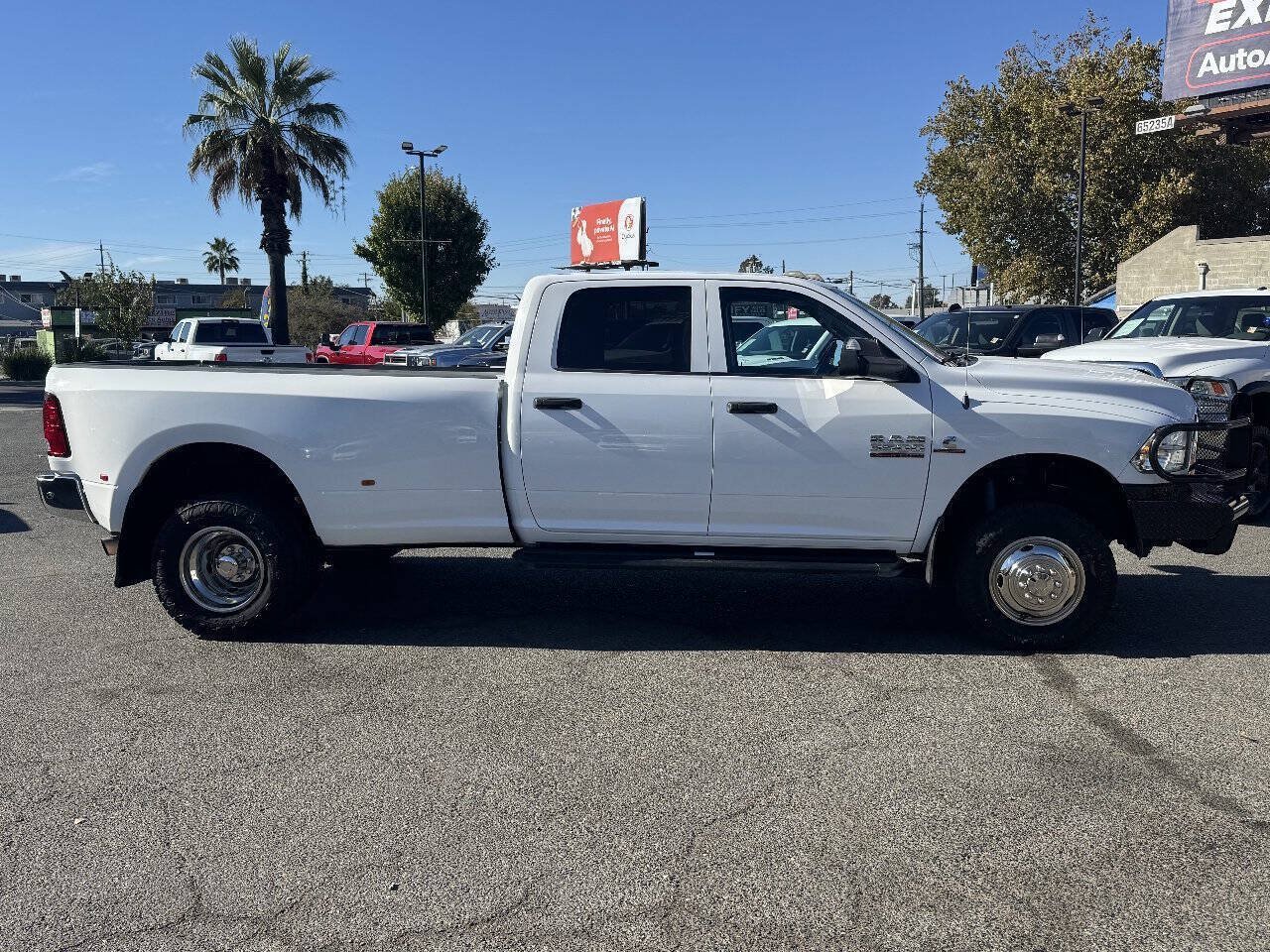 Used 2015 RAM 3500 Tradesman w/ Chrome Appearance Group AWD/4WD image 8