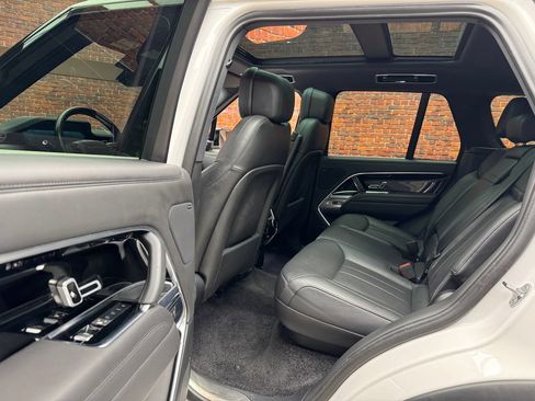 Used 2024 Land Rover Range Rover SE AWD/4WD image 22