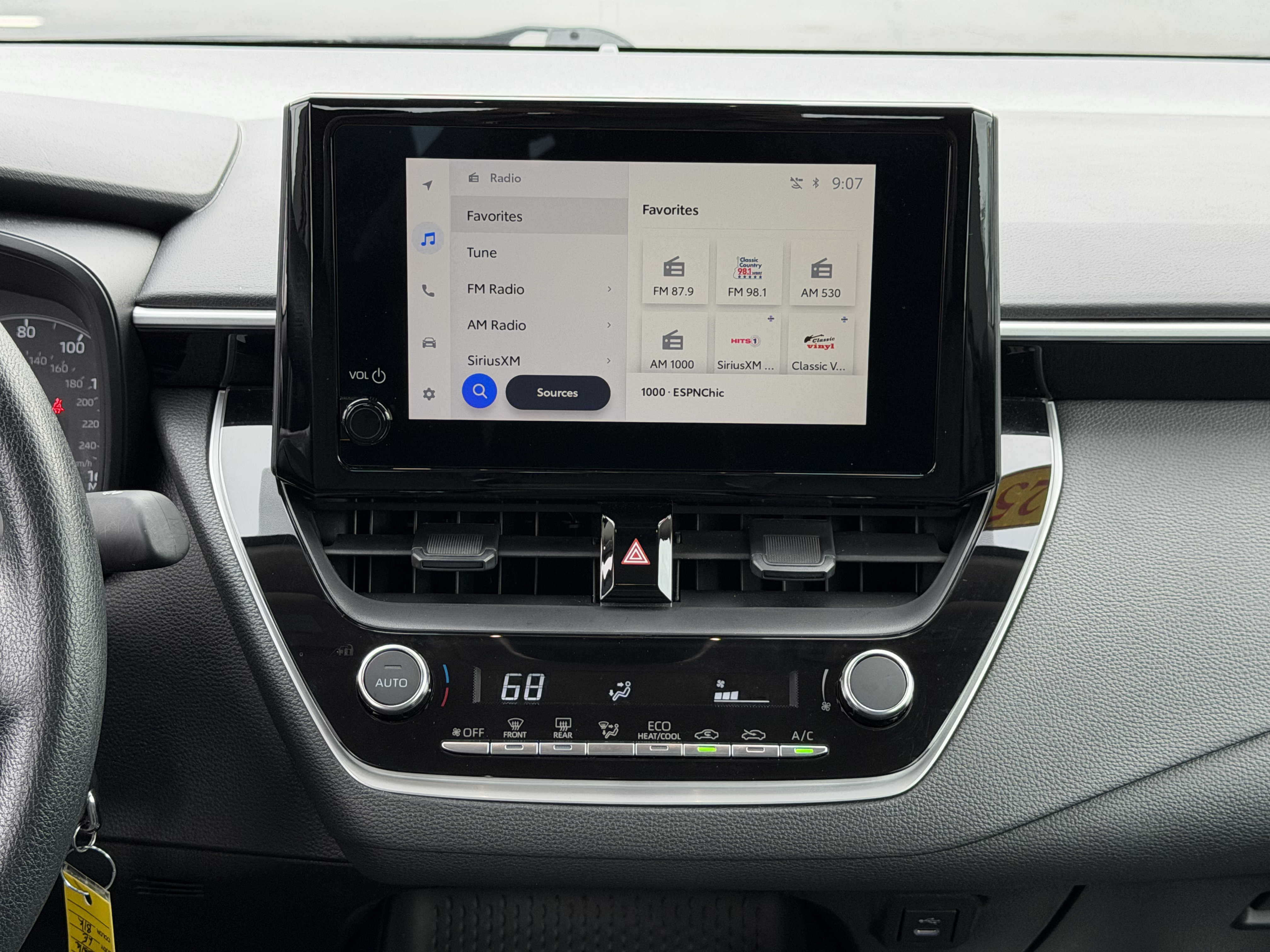 Certified 2025 Toyota Corolla LE FWD image 15