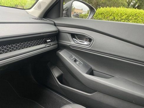 Used 2025 Honda Accord SE image 22