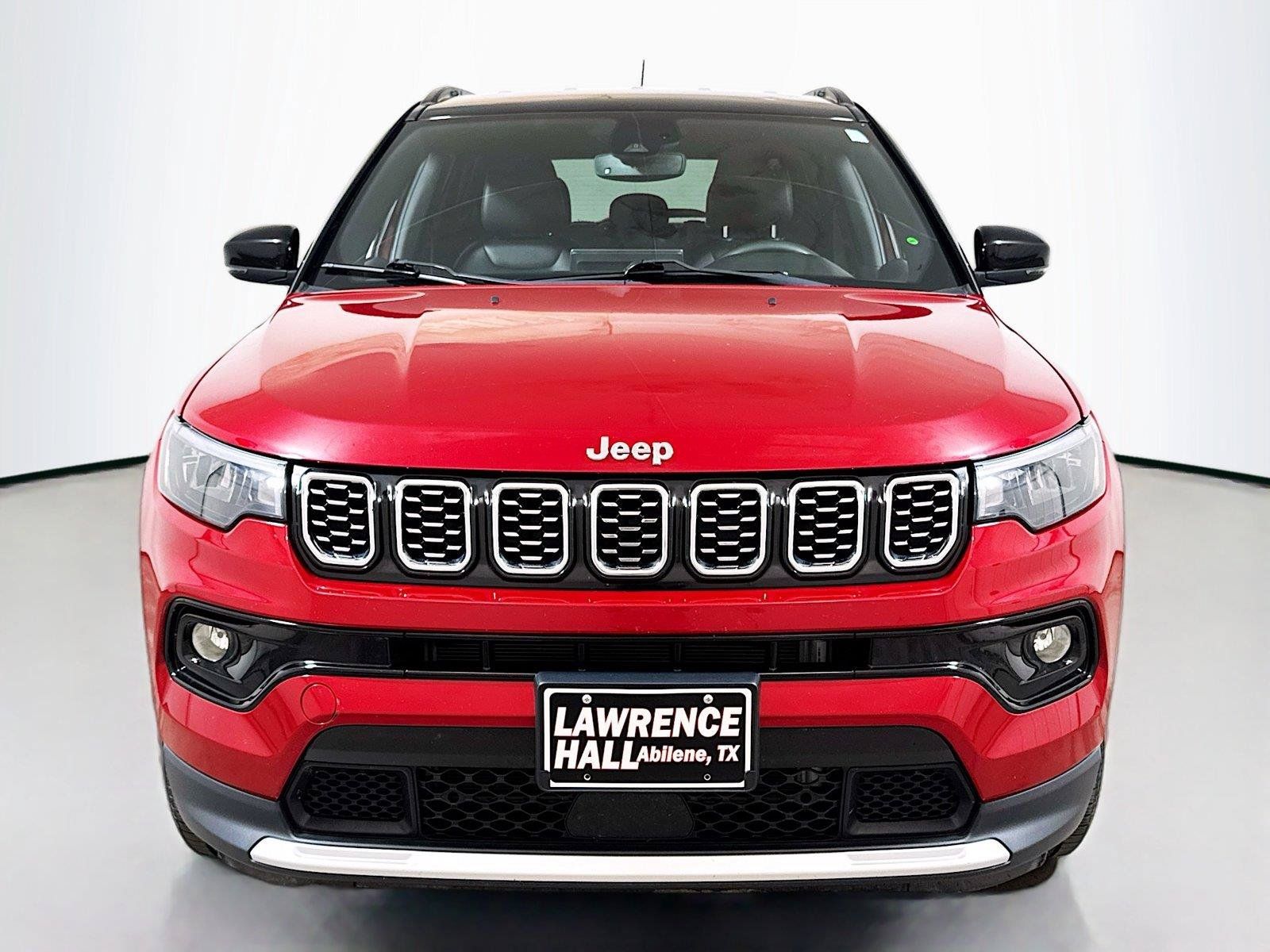 Used 2024 Jeep Compass Limited AWD/4WD image 2