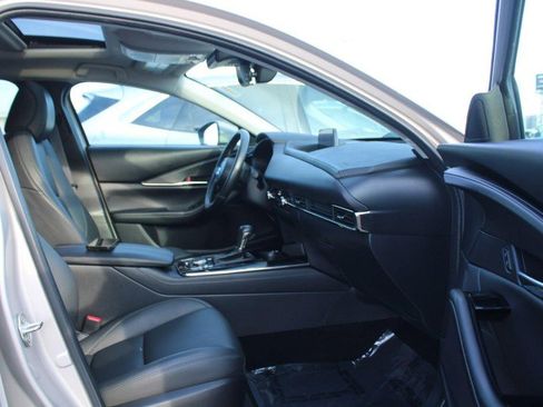 Used 2024 MAZDA CX-30 AWD 2.5 S w/ Preferred Package image 12