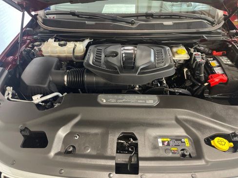 Used 2023 Jeep Wagoneer Series III w/ Preferred Equipment Group image 9