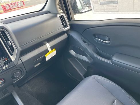 New 2026 Nissan Frontier SV w/ Tow Package RWD image 18