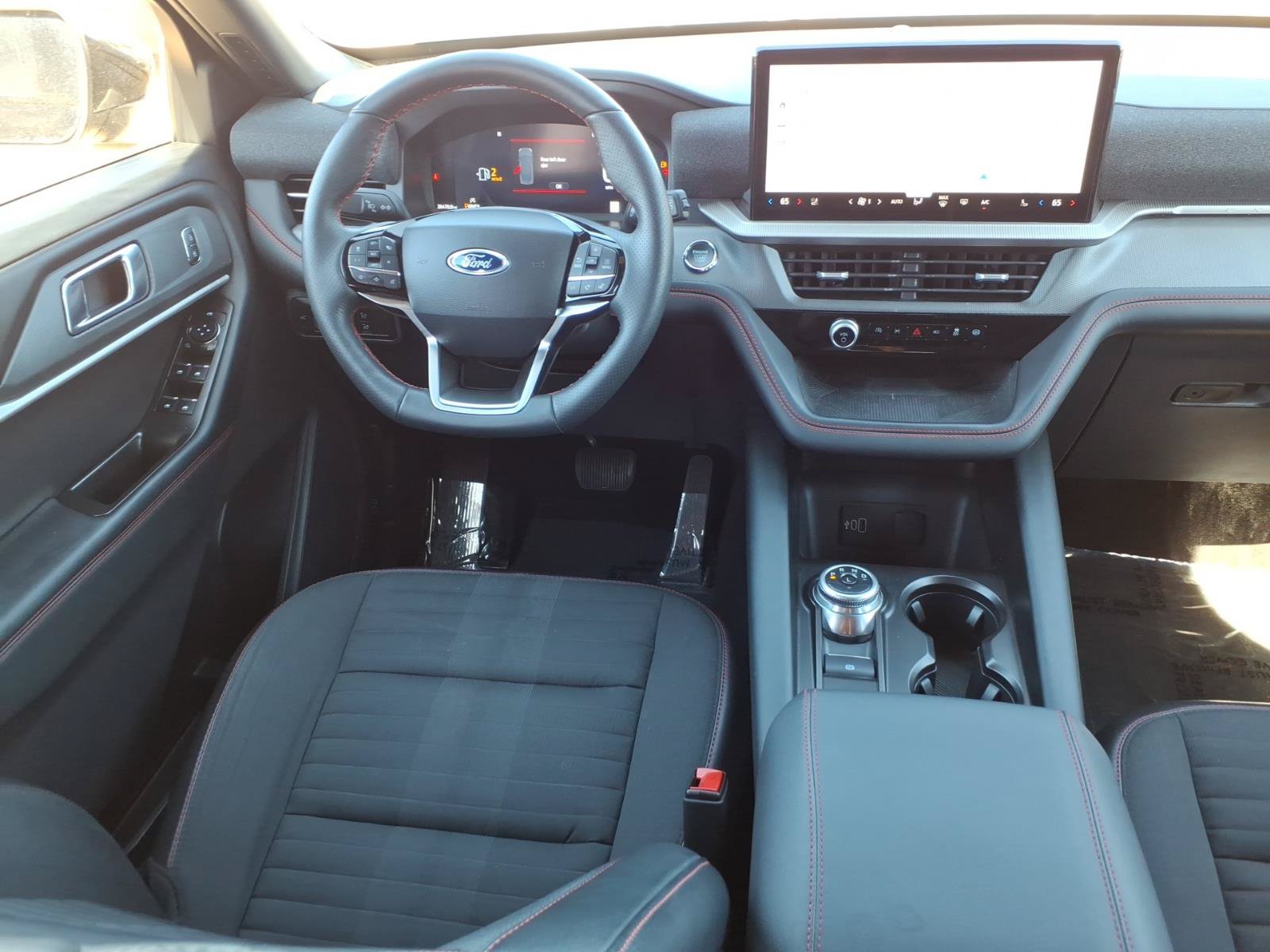 Used 2026 Ford Explorer ST-Line AWD/4WD image 4