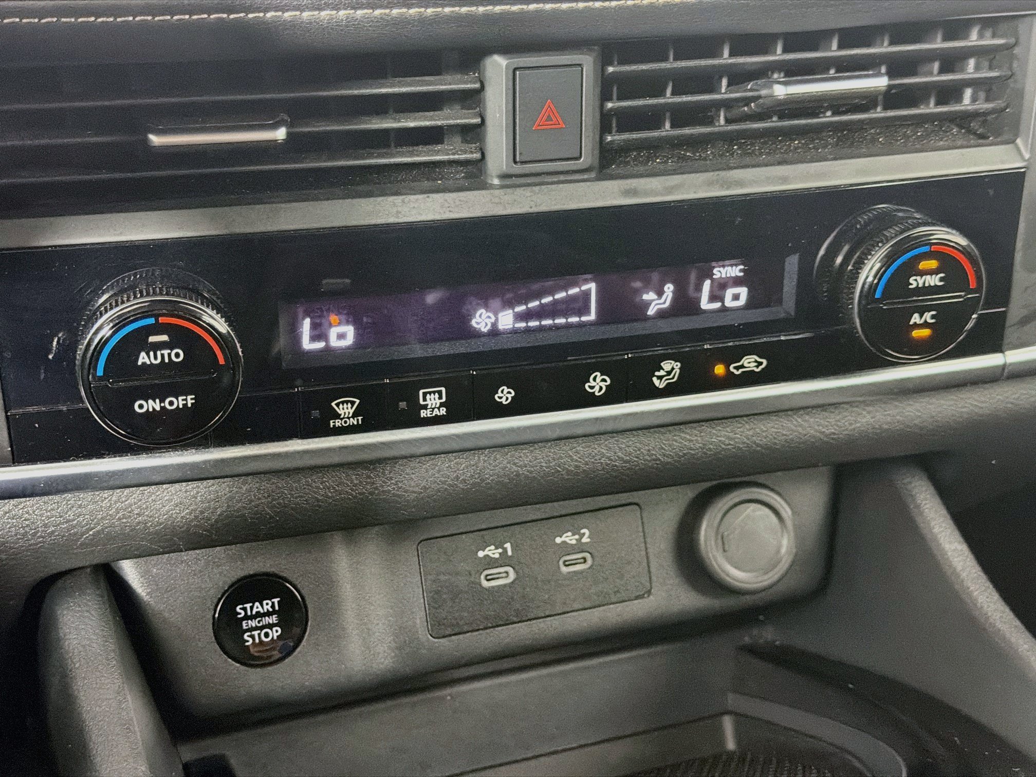 Used 2025 Nissan Rogue SV FWD image 23