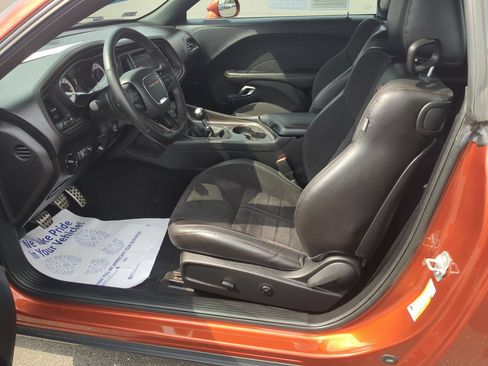 Used 2020 Dodge Challenger R/T RWD image 18