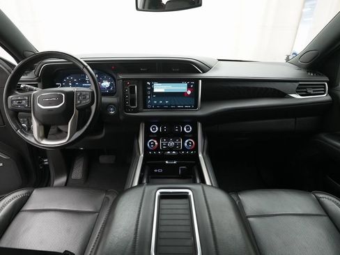 Used 2022 GMC Yukon Denali image 5