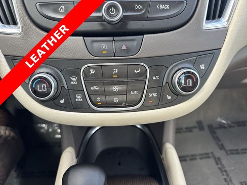 Used 2024 Chevrolet Malibu LT FWD image 18