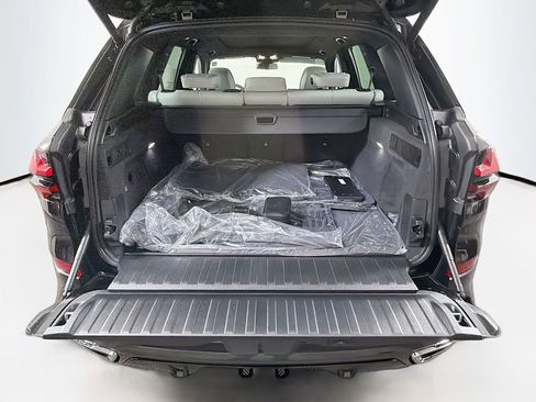 New 2026 BMW X5 xDrive40i w/ M Sport Package image 29