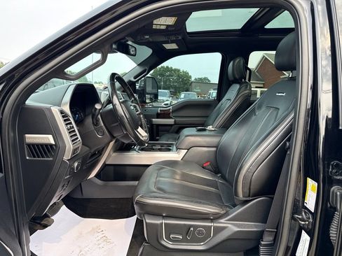 Used 2017 Ford F450 Platinum w/ Platinum Ultimate Package AWD/4WD image 27