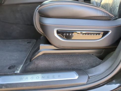 Certified 2023 Jeep Grand Wagoneer Series III AWD/4WD image 22