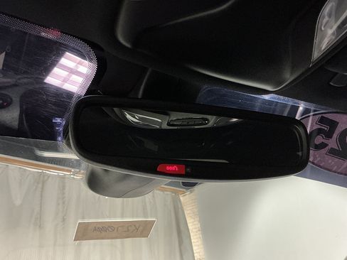 Used 2025 Jeep Compass Latitude AWD/4WD image 18
