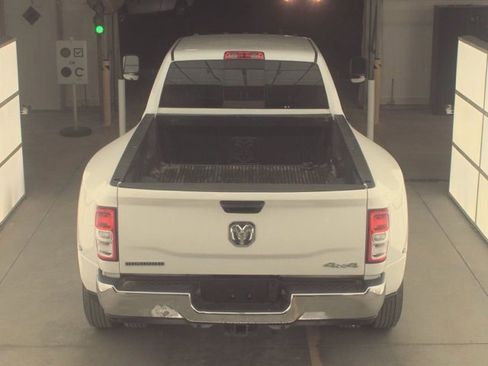 Used 2019 RAM 3500 Tradesman image 4