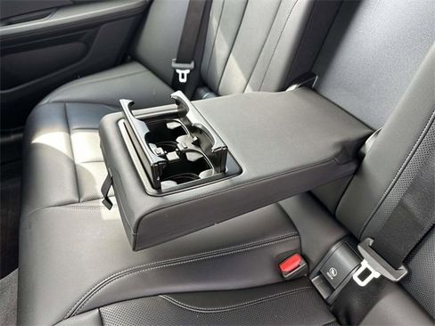 Used 2022 BMW 430i Gran Coupe w/ M Sport Package image 11