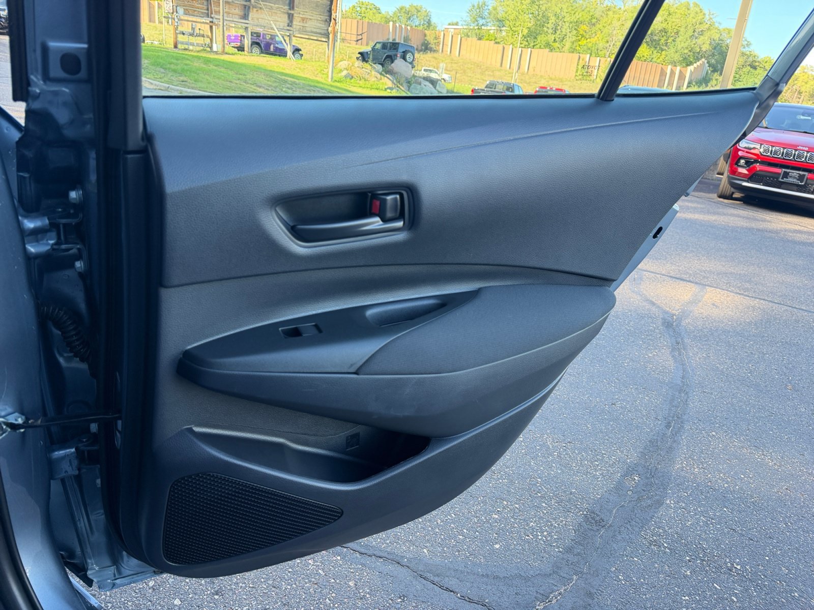 Used 2026 Toyota Corolla LE FWD image 27