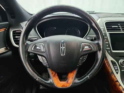 Used 2016 Lincoln MKX Reserve w/ Climate Package AWD/4WD image 15