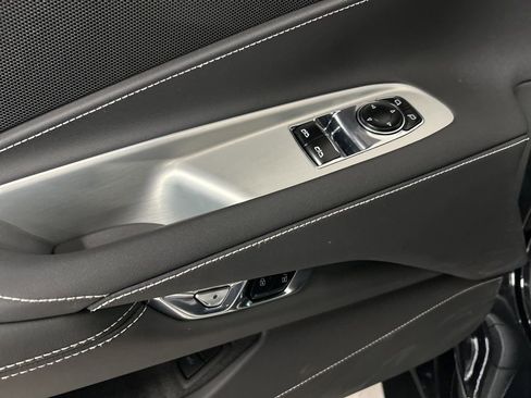 Used 2025 Chevrolet Corvette Stingray image 12