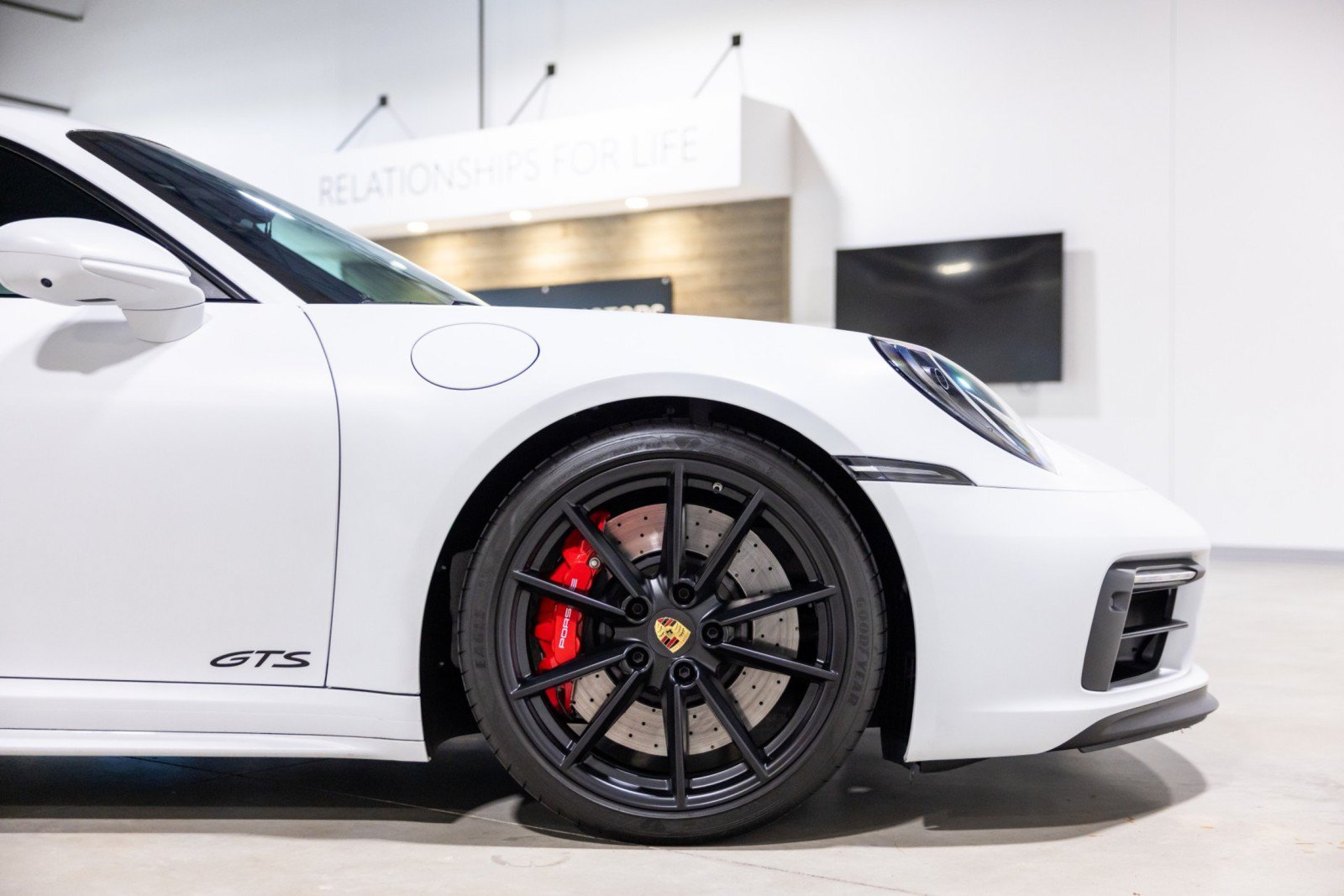 Used 2023 Porsche 911 Carrera GTS w/ Premium Package RWD image 21