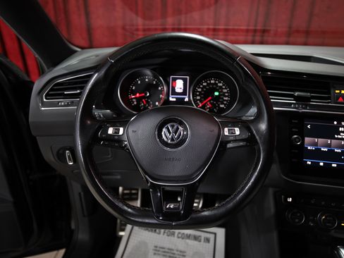 Used 2020 Volkswagen Tiguan SE R-Line image 15
