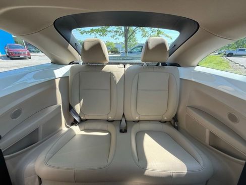 Used 2016 Volkswagen Beetle 1.8T SEL FWD image 26
