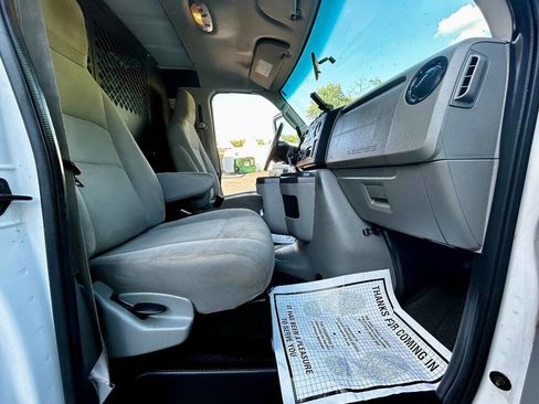 Used 2014 Ford E-250 and Econoline 250 w/ Power Group image 20