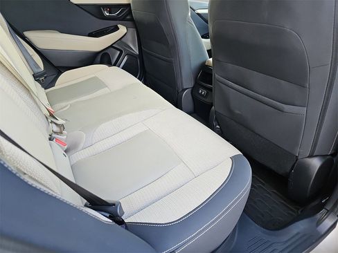 Used 2020 Subaru Outback Premium image 11