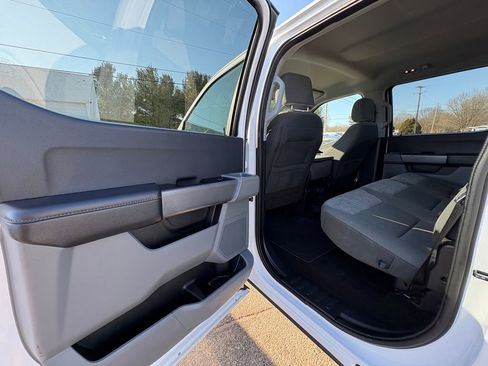 Used 2023 Ford F150 XLT w/ Trailer Tow Package image 29