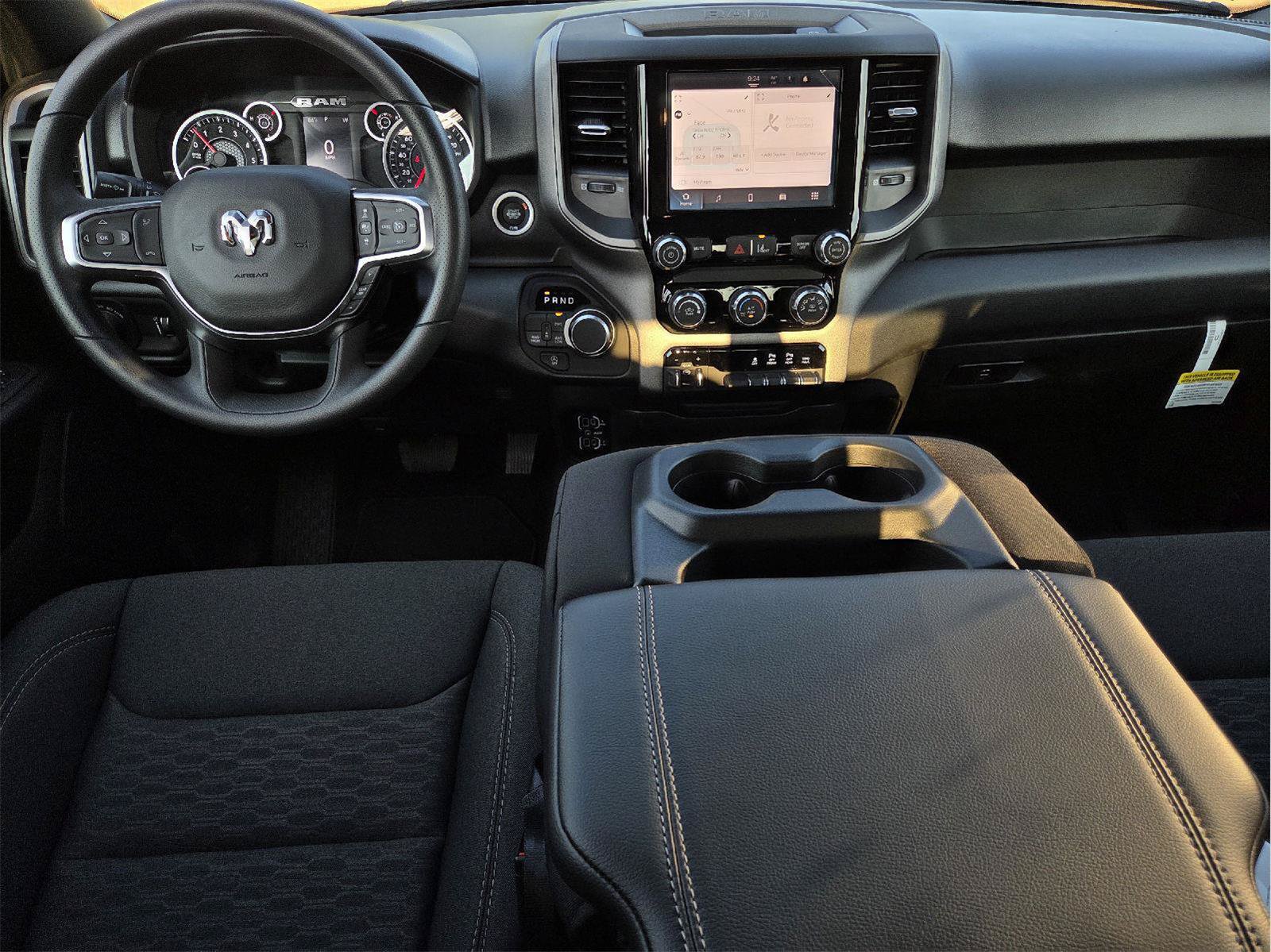 New 2026 RAM 1500 Express AWD/4WD image 5