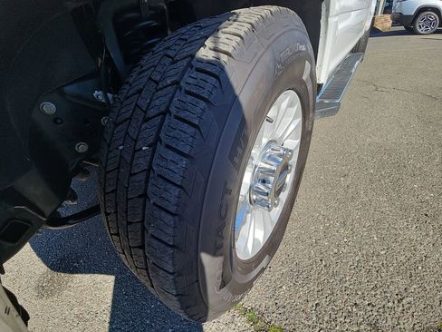 Used 2022 Ford F250 XL w/ STX Appearance Package image 18