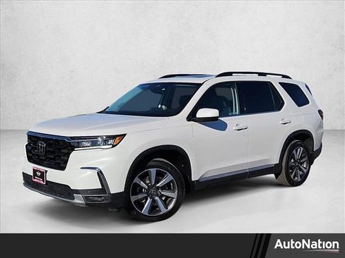 Used 2023 Honda Pilot Elite image 1