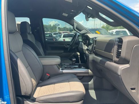 Used 2023 Chevrolet Silverado 1500 ZR2 AWD/4WD image 12