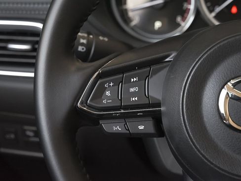 Certified 2025 MAZDA CX-5 AWD 2.5 S w/ Preferred Package image 19