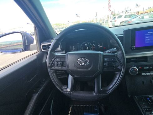 Certified 2024 Toyota Tacoma SR5 AWD/4WD image 10