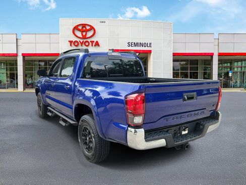 Used 2022 Toyota Tacoma SR5 RWD image 4