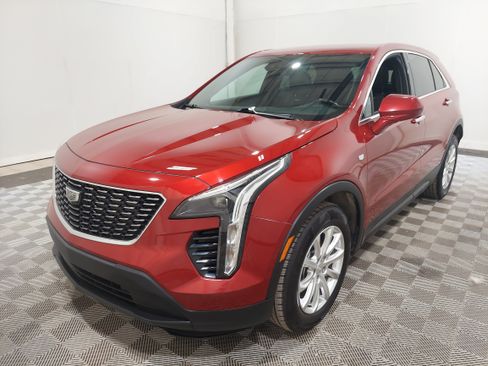 Used 2022 Cadillac XT4 Luxury AWD/4WD image 1