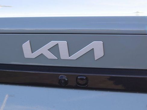 New 2025 Kia K4 LXS image 15
