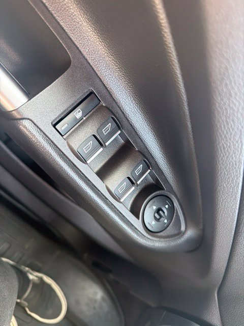 Used 2019 Ford Escape Titanium FWD image 17