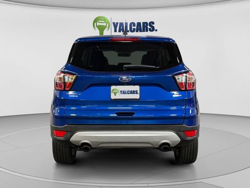 Used 2017 Ford Escape SE AWD/4WD image 4